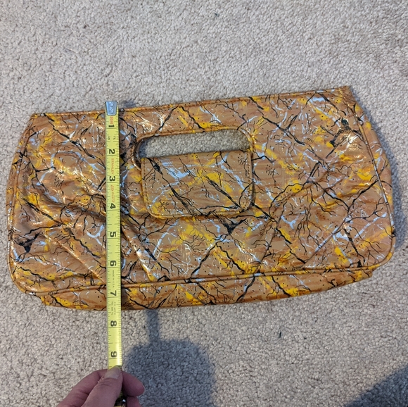 Woman's retro clutch! - Picture 4 of 4